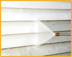 Alpharetta's Best Gutter Cleaners pressure washes homes.